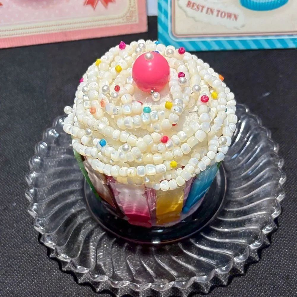 Colorful Cupcake lot - Picture 2 of 10